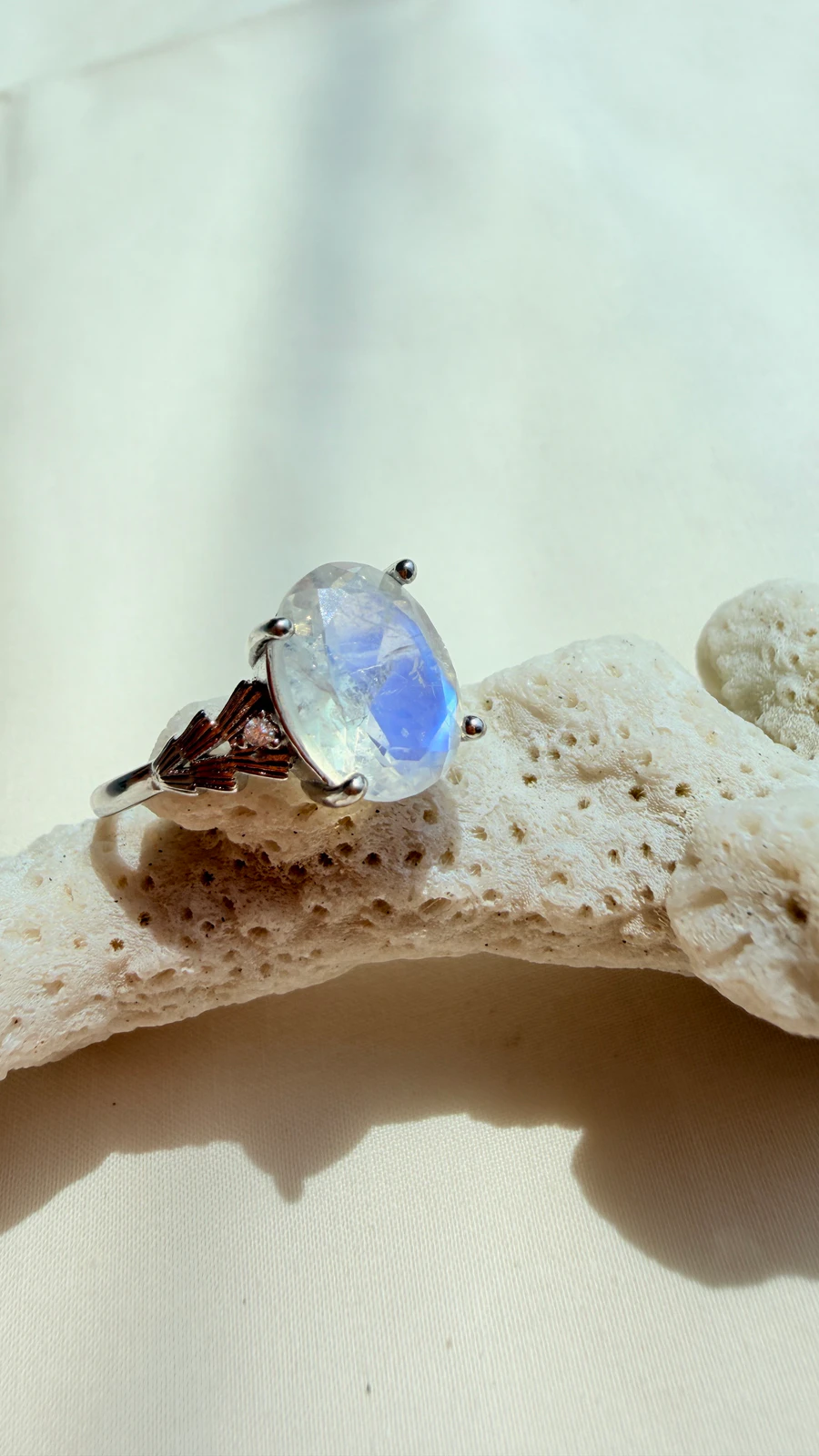 Vintage Oval Moonstone Ring showing its natural blue flash